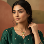 Emerald Bloom Trace Invisible Wire Necklace