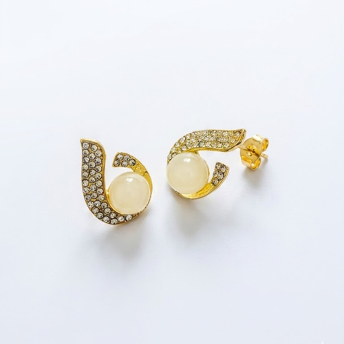 Golden Pearl Curve Stud Earrings