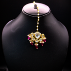 Rani Cluster Kundan Maang Tikka