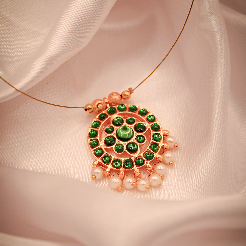 Regal Dewdrop Invisible Wire Necklace