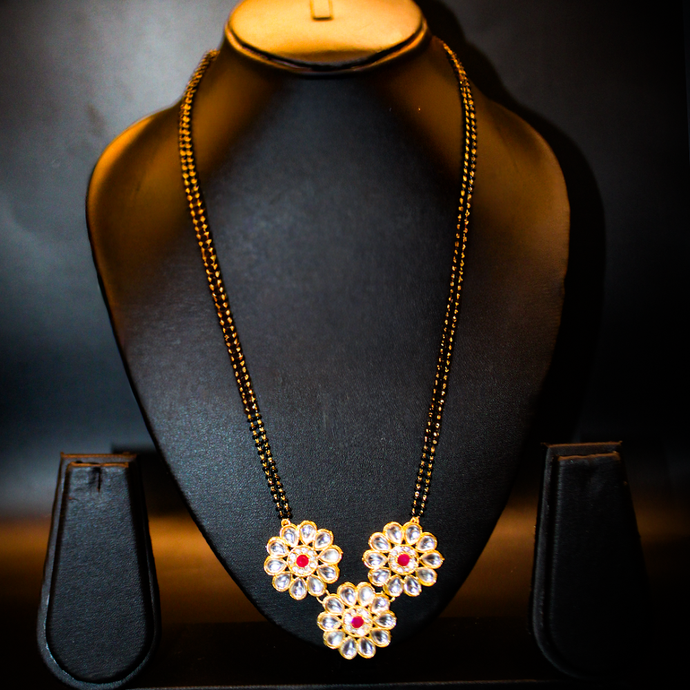 Heavy Flower Trio Mangalsutra