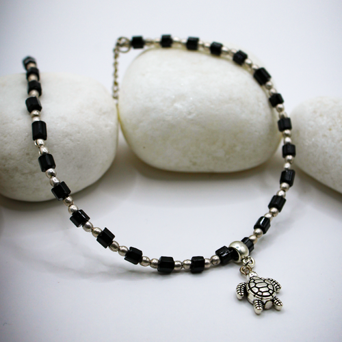 Dangling Tortoise Charm Silver-Black Beaded Anklets