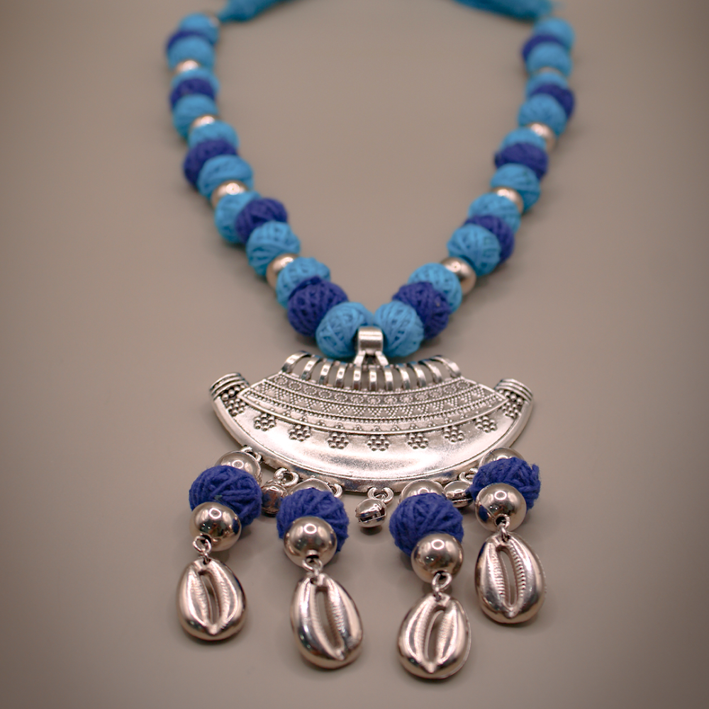 Rajwadi Neel Dori Chandra Bali Jewellery Set