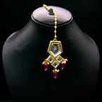 Rani Prism Kundan Maang Tikka