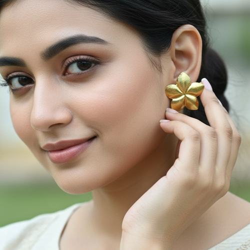 Golden Oasis Stud Earrings