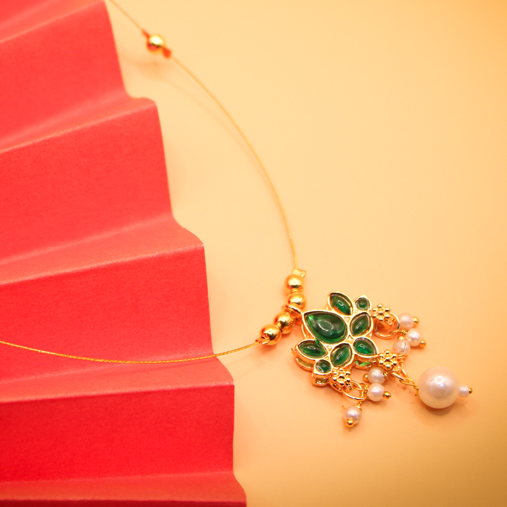 Padmini Float Invisible Wire Necklace